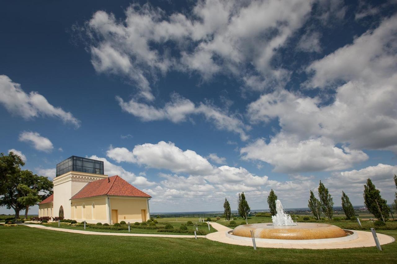 Ladanjsko Imanje Principovac Bed & Breakfast อิลก ภายนอก รูปภาพ