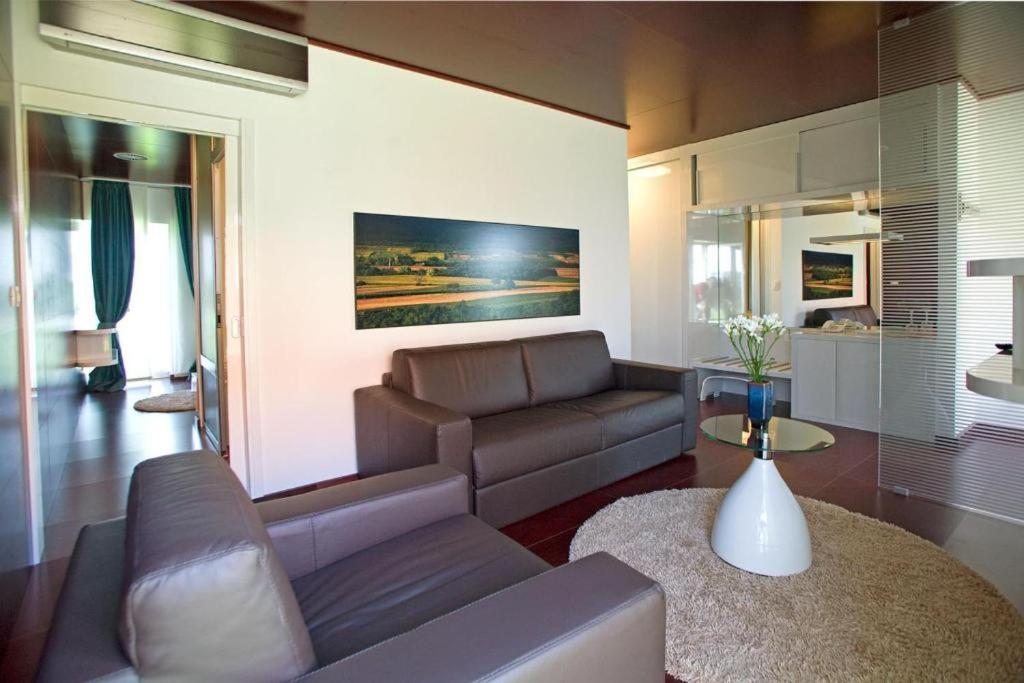 Ladanjsko Imanje Principovac Bed & Breakfast อิลก ภายนอก รูปภาพ